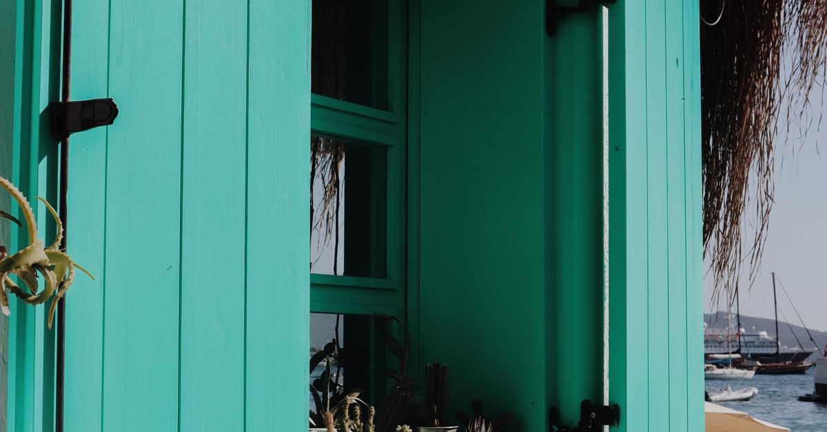 Benefits of Energy-Efficient Plantation Shutters for Gold Coast Residents