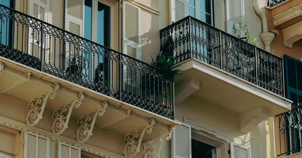 Comparing Durability: PVC Plantation Shutters vs Timber Shutters