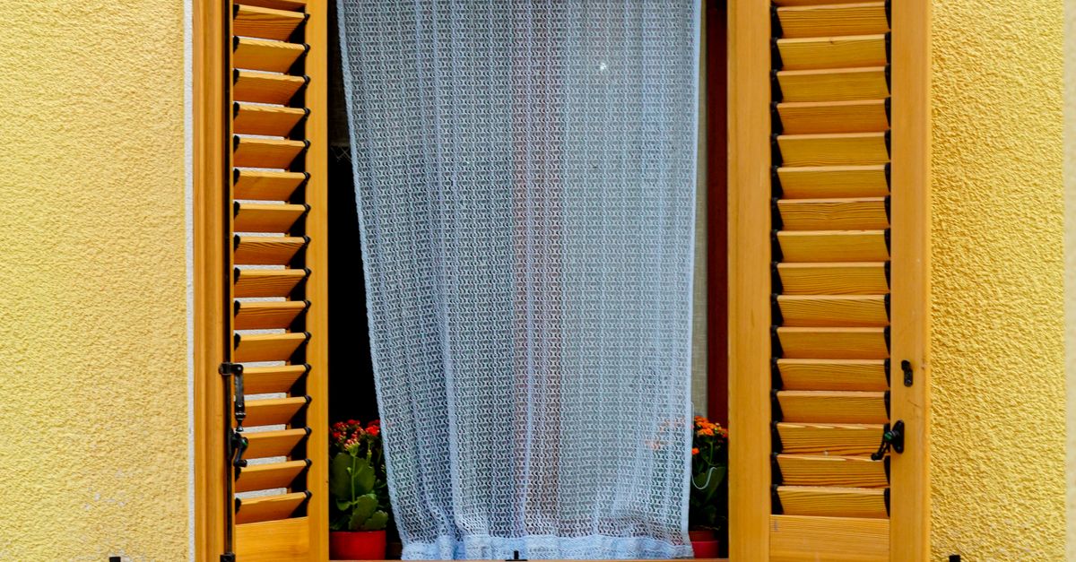 Comparing Solid Timber Versus Engineered Timber Plantation Shutters
