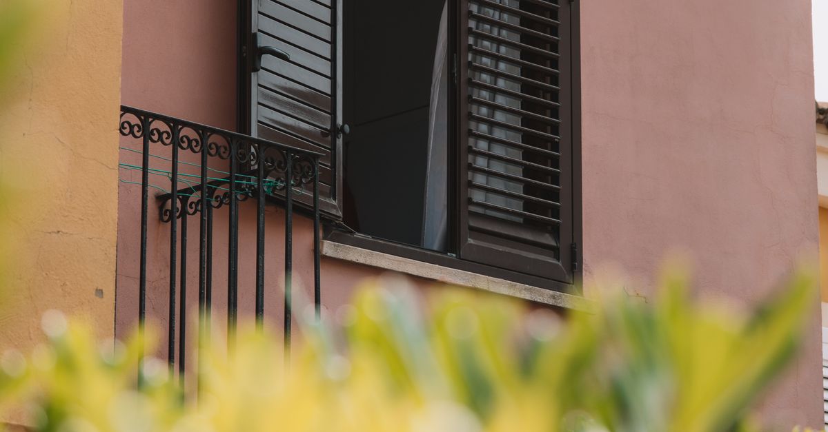 Overlooking Accurate Measurements for Plantation Shutter Installation