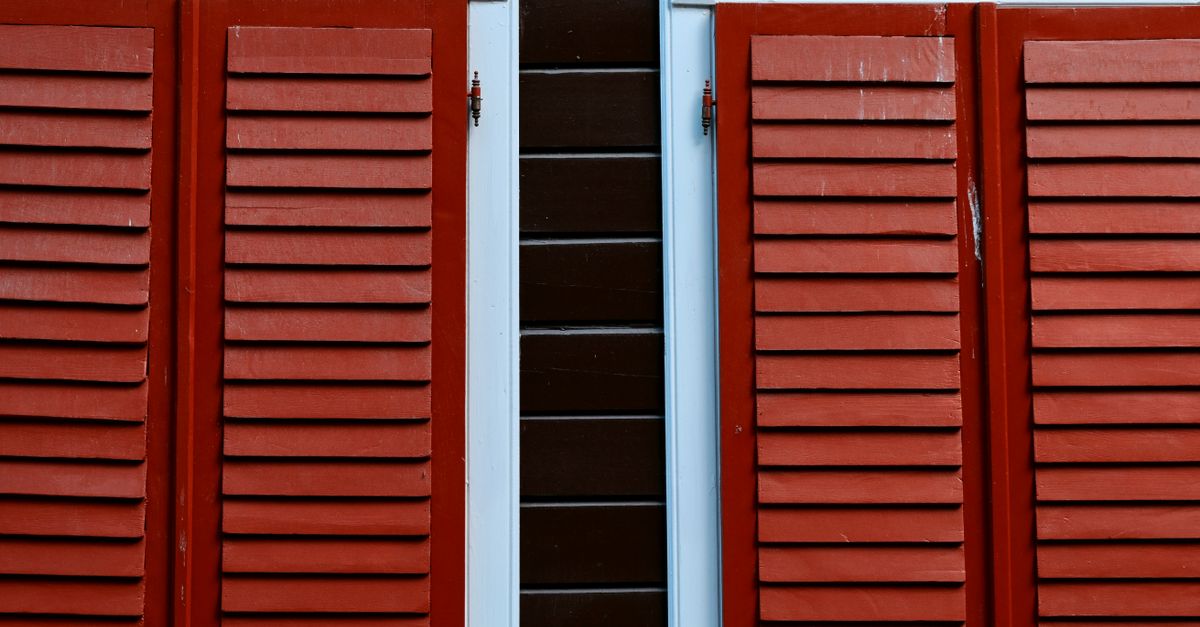 Signs that Indicate Your Plantation Shutters Need Replacement